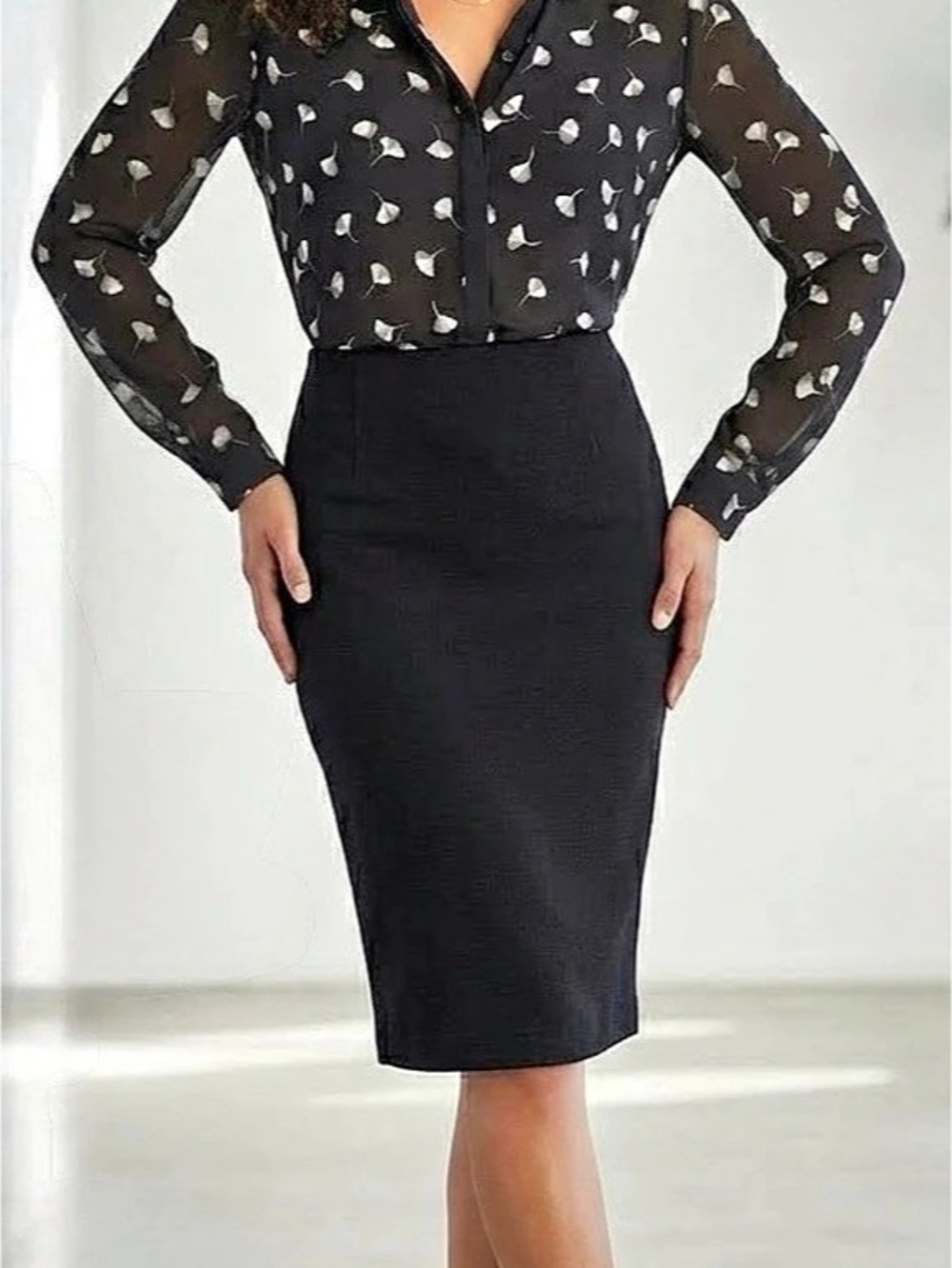 Jones New York Black Ginkgo Leaf Print Blouse - Size L